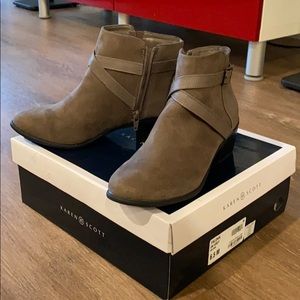 Karen Scott Dark Grey Booties